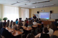 В школах Гаврилов-Яма проходят уроки безопасности от инспекторов ГИБДД для старшеклассников.