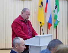 Глава района провел совещание аппарата.